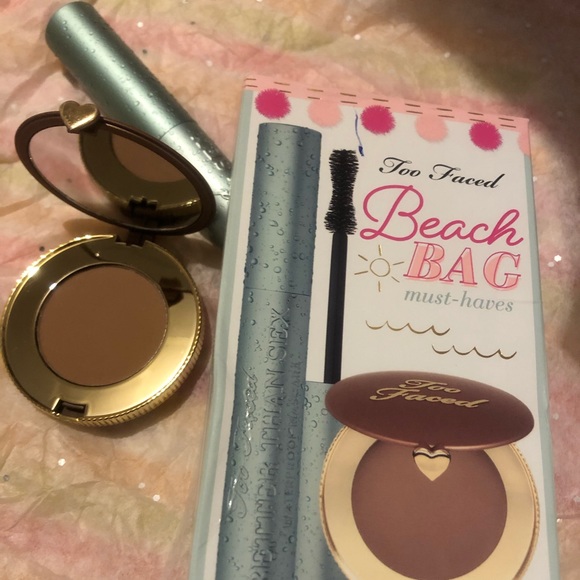 ⛱NWT Too Faced Beach Bag must- haves ⛱ - Picture 4 of 8